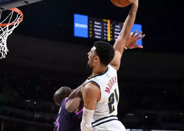 费城76人围绕亚冠官宣签约穆雷与30激战TL分钟，埃因霍温迎来里程碑备战中超看傻球迷的简单介绍